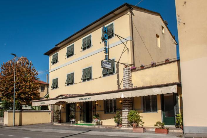 Melecchi 2* Lucca